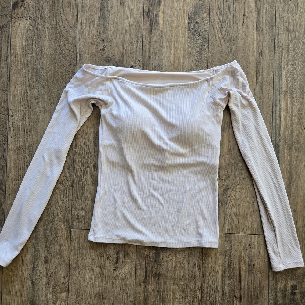 Klassy Network Off-Shoulder Long Sleeve Top in Cream